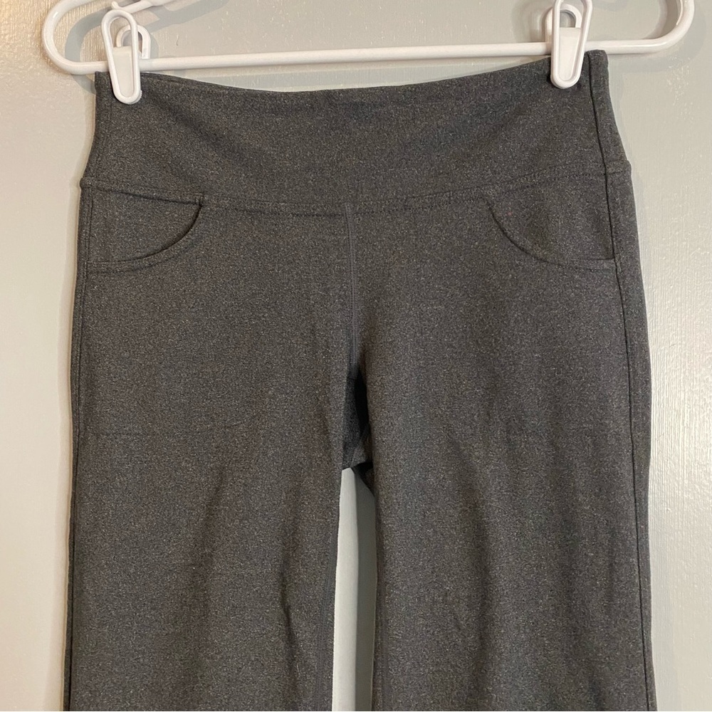 ATHLETA Gray Performance Wear Pants Size Small - Picture 4 of 6
